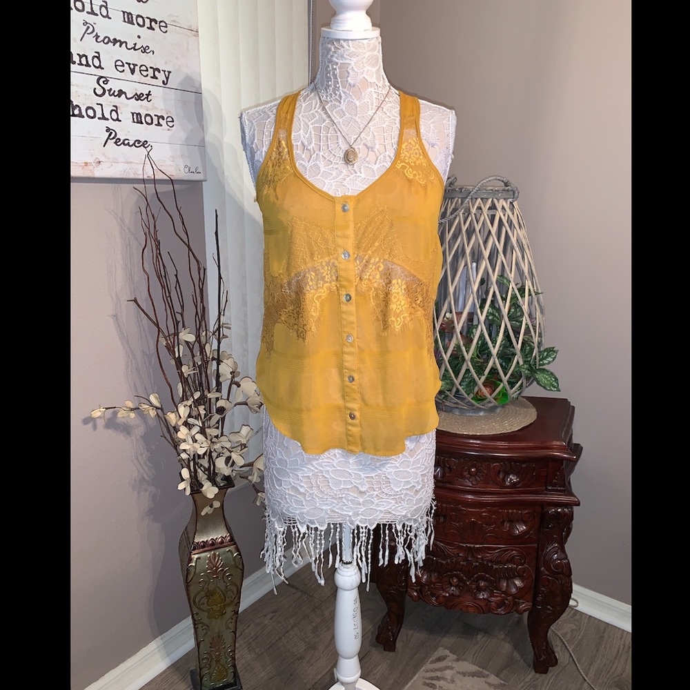 Delicate Racerback Lace Top - Picture 2 of 9